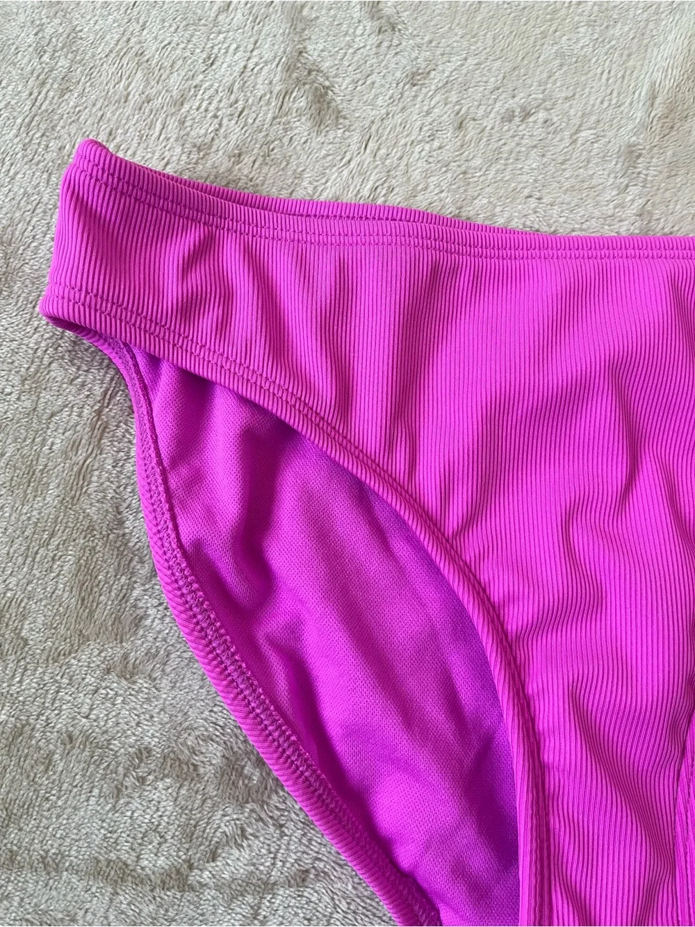 Shade & Shore Women’s Fuchsia Low Rise Ribbed Bikini Bottoms Small Medium NWT